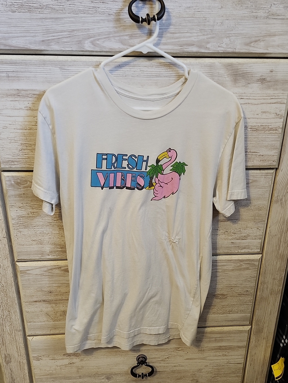 Vibe White Tee with Pink Flamingo and Blue 'Fresh Vibes' Graphic